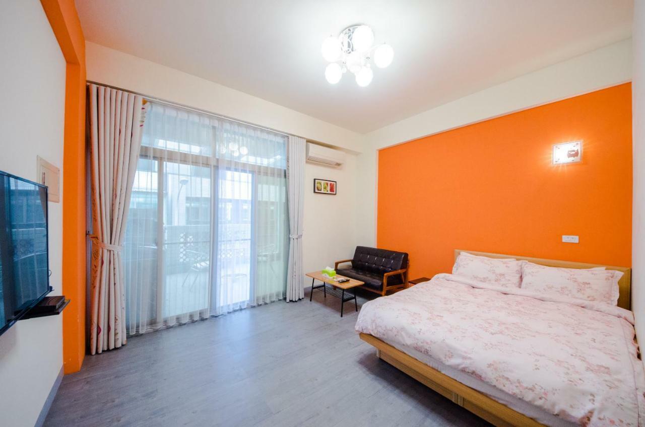 Beautiful Dream Tainan Homestay Bagian luar foto