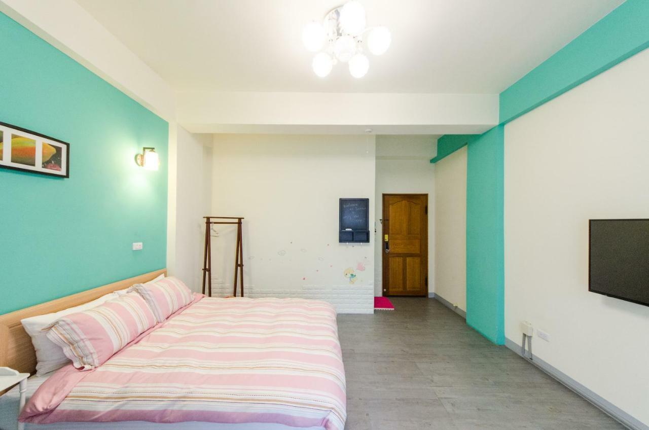 Beautiful Dream Tainan Homestay Bagian luar foto