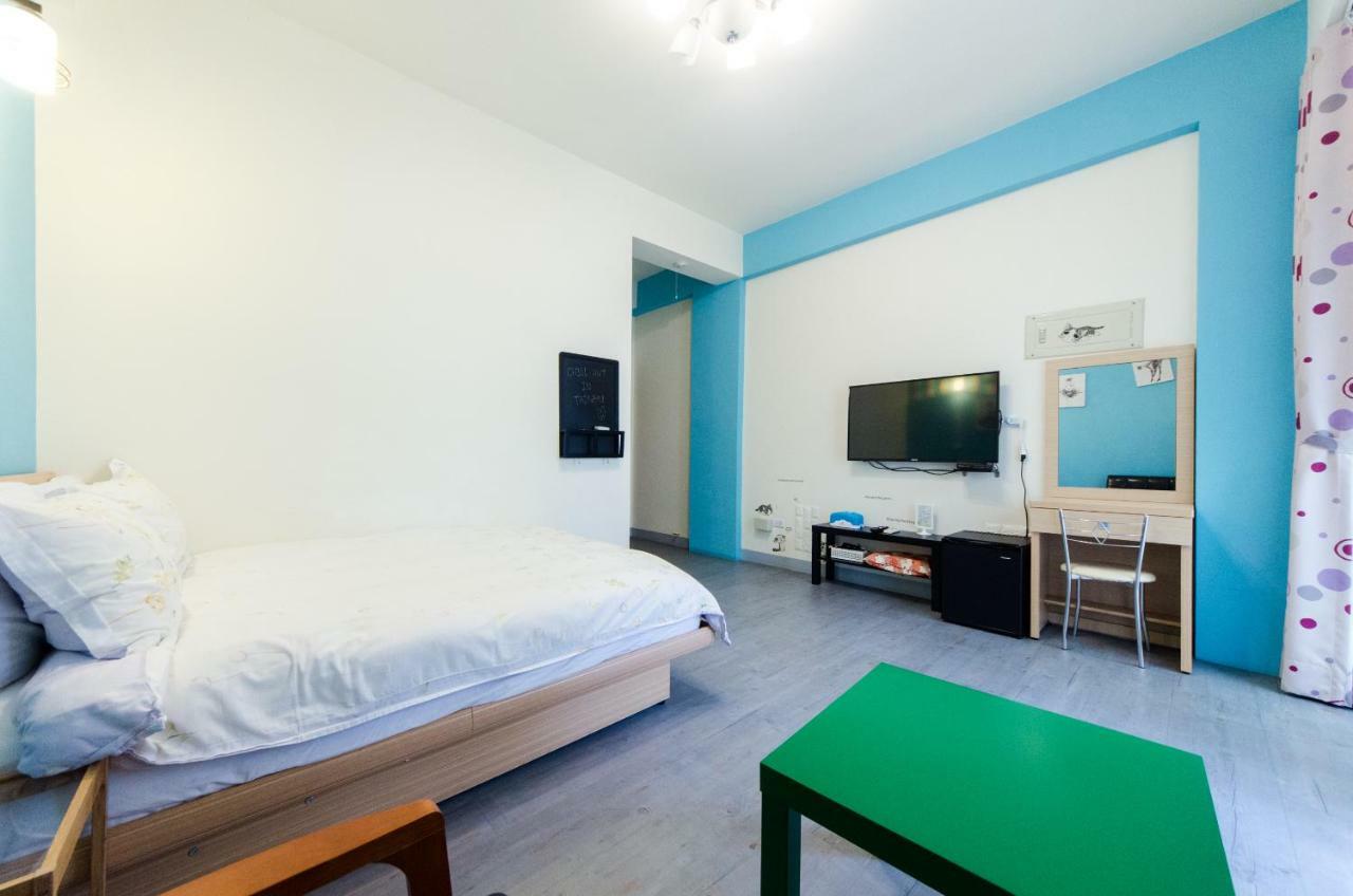 Beautiful Dream Tainan Homestay Bagian luar foto
